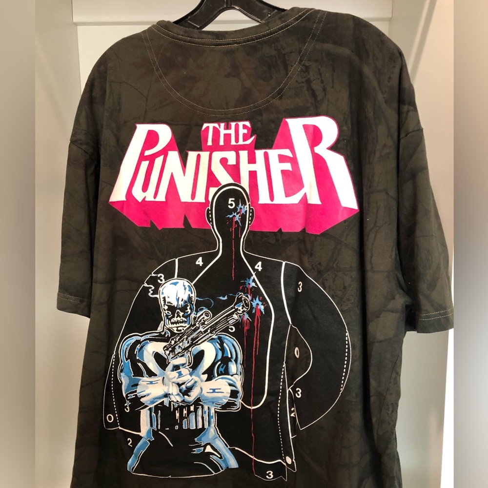 Warren Lotas Punisher Tee | Size Extra Large